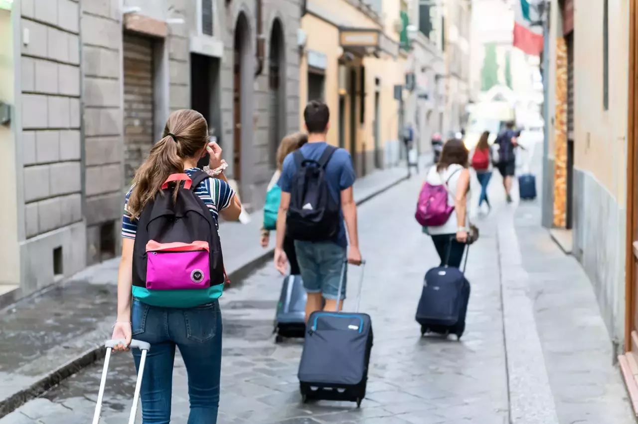 Turismo Turismo